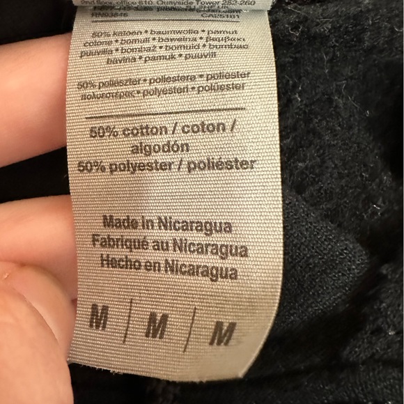 “Straight Outta Quarantine” heavy blend hoodie. Medium. - Picture 4 of 4